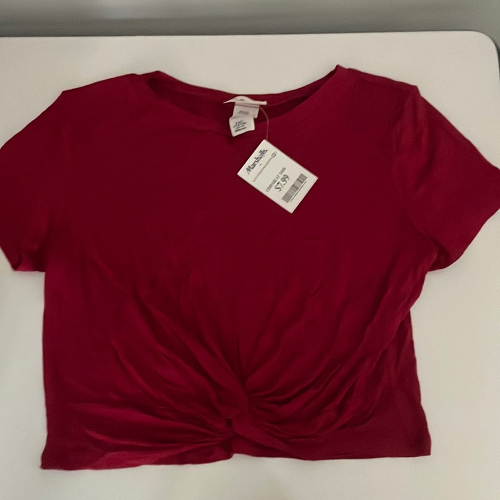 Red crop blouse size medium, never worn tags still on.